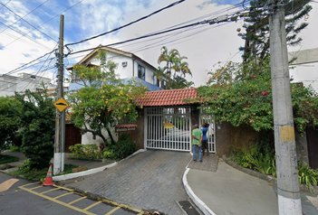 house em Avenida Genaro de Carvalho, Recreio dos Bandeirantes - Rio de Janeiro - RJ
