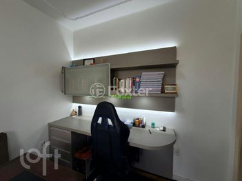 apartment em Rua Duque de Caxias, Centro Histórico - Porto Alegre - RS
