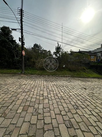 land_lot em Avenida Doutor Luiz Mezzalira Filho, Nossa Senhora da Saúde - Caxias do Sul - RS