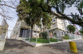 apartment em Rua Luiz de Camões, Santo Antônio - Porto Alegre - RS