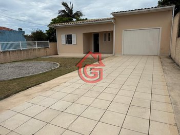 house em Avenida Leoberto Leal, Centro - Balneário Rincão - SC