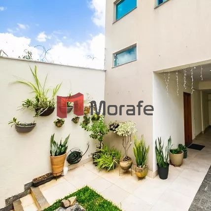 Casa com 2 quartos — Ouro Preto, Belo Horizonte