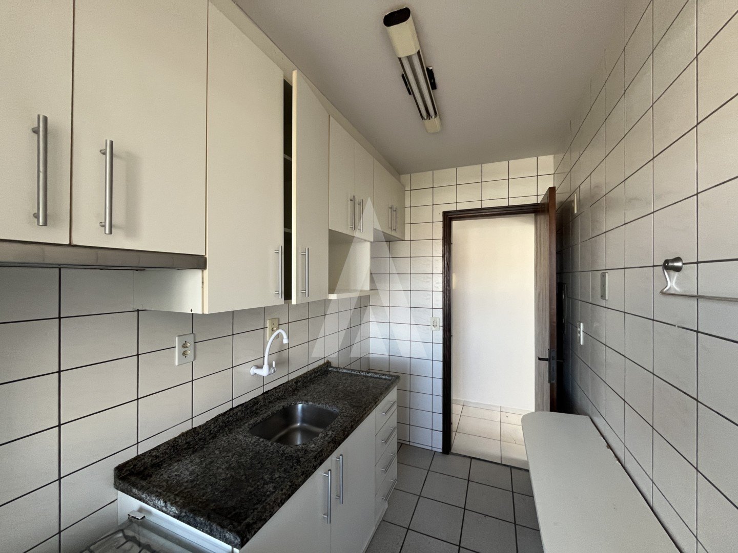COZINHA COM ARM�RIOS