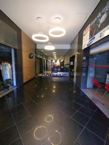 office em Avenida Getúlio Vargas, Funcionários - Belo Horizonte - MG