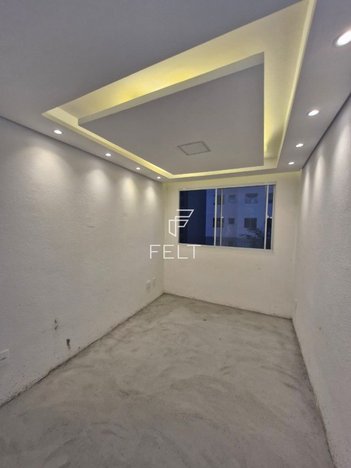 apartment em Rua Enéas Camargo, Chácara Maria Trindade - São Paulo - SP
