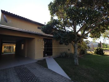 house em Rua Ibirapuitã, Centro - Xangri-Lá - RS