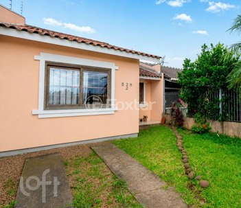 house em Avenida Capitão Garibaldi Pinto dos Santos, Parque Granja Esperança - Cachoeirinha - RS