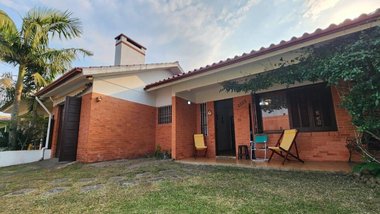 house em Rua Carandaí, Centro - Xangri-Lá - RS