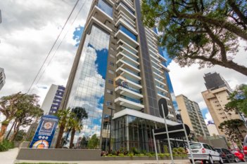 apartment em Rua Guilherme Pugsley, Água Verde - Curitiba - PR