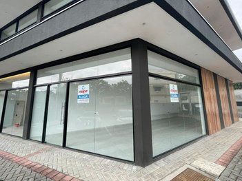 office em Avenida Brasil, Rio Morto - Indaial - SC