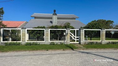 house em Rua Ametista, Rainha do Mar - Xangri-Lá - RS