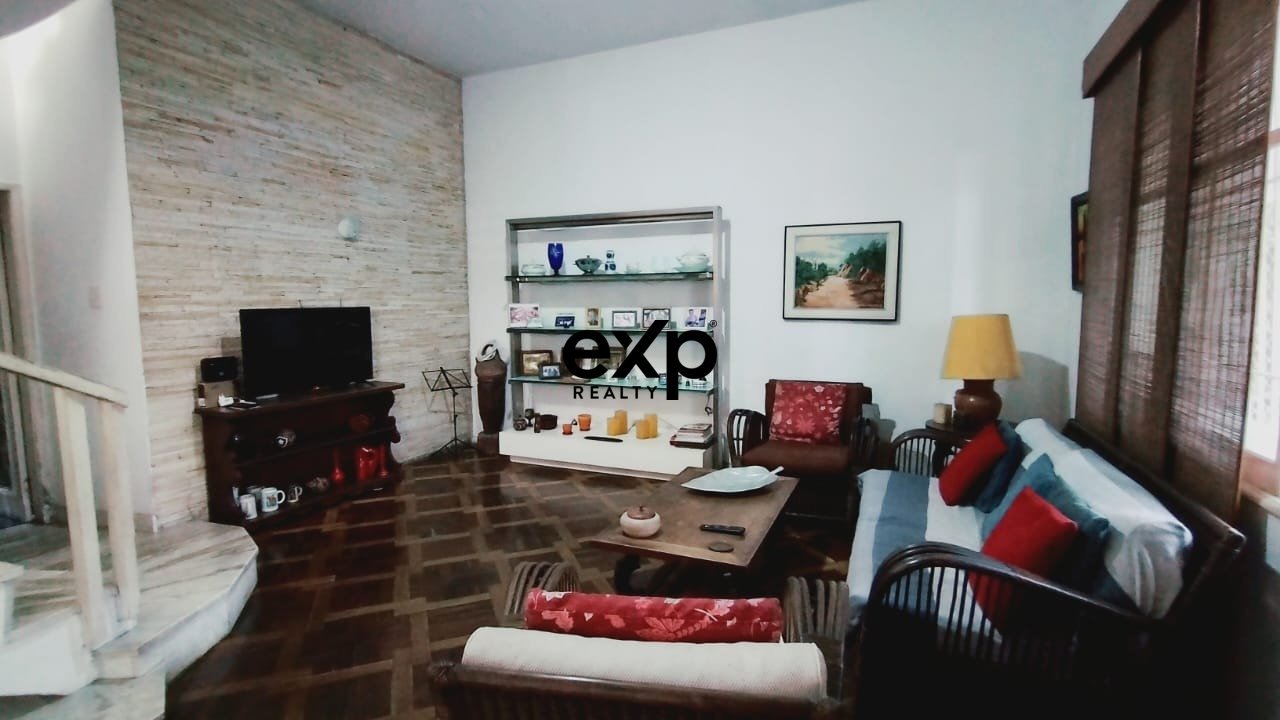 WhatsApp Image 2025-10-04 at 18.13