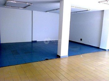 business em Avenida Marcos de Freitas Costa, Daniel Fonseca - Uberlândia - MG