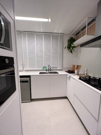 apartment em Desembargador Urbano Salles, Centro - Florianópolis - SC