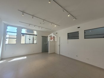 office em Avenida Brigadeiro José Vicente de Faria Lima, Jardim Maria Augusta - Taubaté - SP