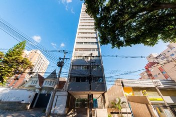 apartment em Rua Amintas de Barros, Centro - Curitiba - PR