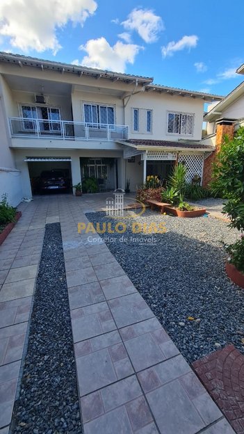 house em 2070, Centro - Balneário Camboriú - SC