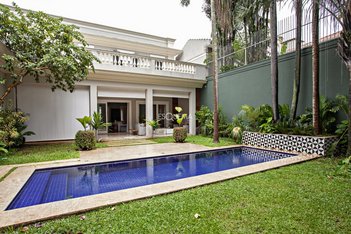 house em Rua Holanda, Jardim Europa - São Paulo - SP