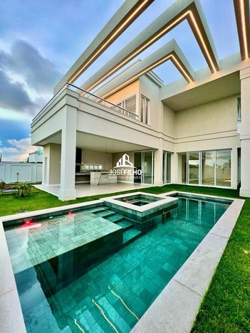 house em Avenida Litorânea, Cararu - Eusébio - CE