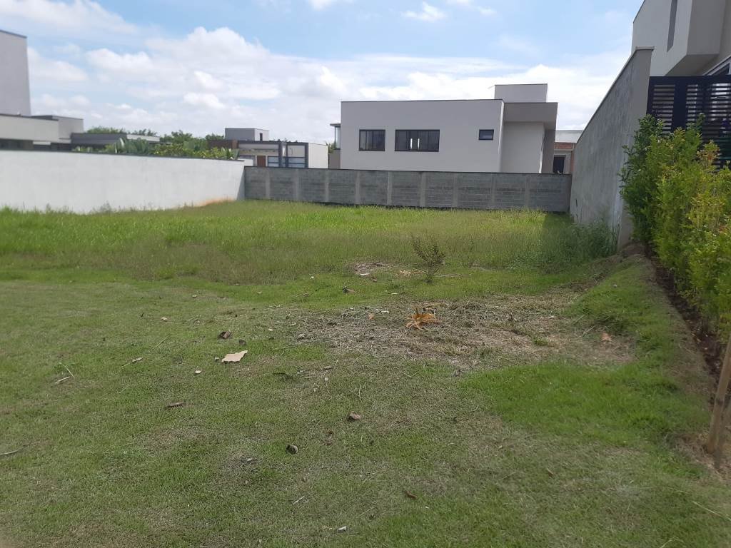 TERRENO DE 60OM� PLAN�SSIMO CONDOMINIO COLINAS PARATHEY NORTE