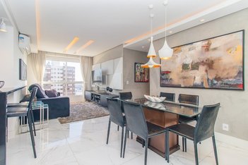 apartment em Rua Líbero Badaró, Passo da Areia - Porto Alegre - RS
