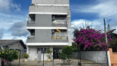 apartment em Rua Jorge Mussi, Canasvieiras - Florianópolis - SC