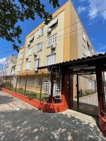 apartment em Azevedo, Floresta - Porto Alegre - RS