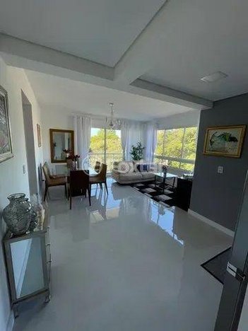 apartment em Avenida Brasília, Vila Ipiranga - Porto Alegre - RS
