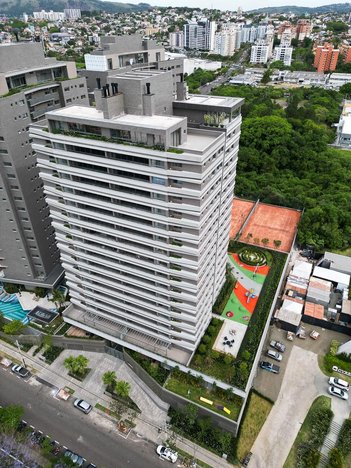 apartment em Rua Ivescio Pacheco, Jardim Europa - Porto Alegre - RS