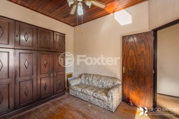 house em Avenida Doutor Carlos Barbosa, Medianeira - Porto Alegre - RS