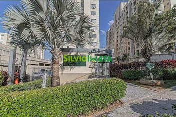 apartment em Rua Nardina Rodrigues Johansen, Loteamento Madrid - Maringá - PR