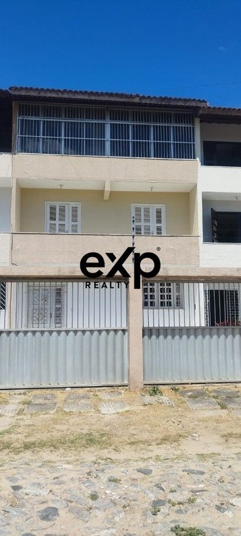 house em Rua Padre Domingos R. Vasconcelos, Icaraí - Caucaia - CE