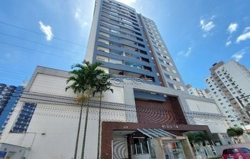 apartment em Rua Vereador Mário Coelho Pires, Campinas - São José - SC