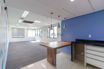 office em Rua Álvaro Rodrigues, Vila Cordeiro - São Paulo - SP