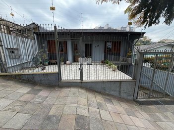 house em Rua Humberto de Campos, Partenon - Porto Alegre - RS