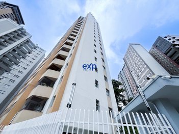 apartment em Rua Padre Anchieta, Mercês - Curitiba - PR