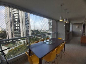 apartment em Avenida Ômega, Melville Empresarial I e II - Barueri - SP