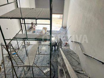 business em Avenida Ana Godoy de Sousa, Santa Mônica - Uberlândia - MG