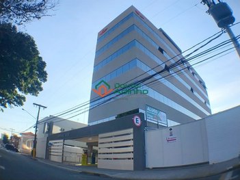 office em Rua Tenente Gelas, Centro - Tietê - SP