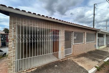 house em Rua Quatorze de Julho, Vila Gato - Bragança Paulista - SP