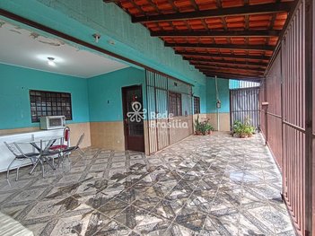 house em Quadra 604 Conjunto 16, Recanto das Emas - Brasília - DF