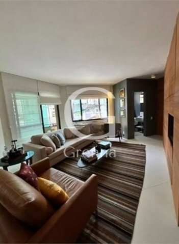 apartment em Rua Mateus Grou, Pinheiros - São Paulo - SP