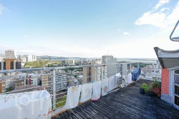 apartment em Rua Duque de Caxias, Centro Histórico - Porto Alegre - RS