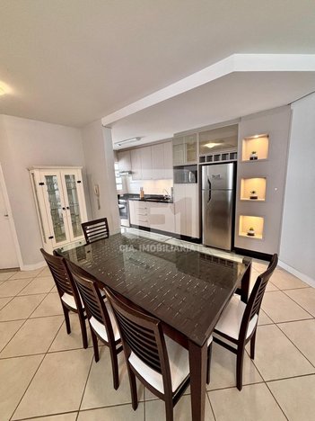 apartment em Avenida dos Dourados, Jurerê Internacional - Florianópolis - SC