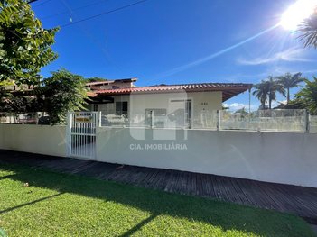 house em Rua Deputado Paulo Preis, Jurerê - Florianópolis - SC