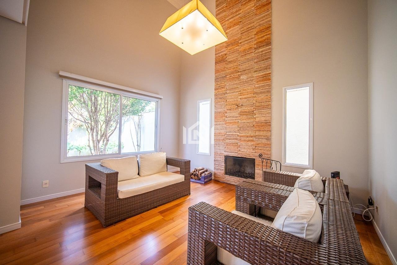Casa à Venda no Condomínio Raizez - sala de estar