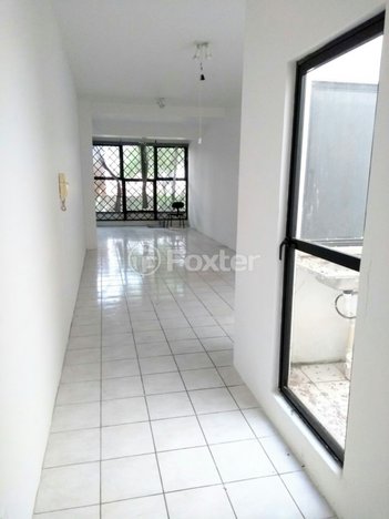 office em Avenida Benjamin Constant, Floresta - Porto Alegre - RS