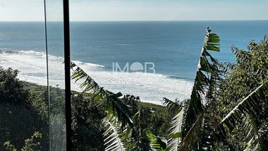 house em Rodovia Jornalista Manoel de Menezes, Barra da Lagoa - Florianópolis - SC