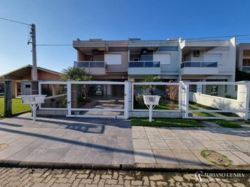 house em Rua Rio dos Sinos, Centro - Xangri-Lá - RS