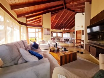 apartment em Rua Jaraguá, Boa Vista - Porto Alegre - RS